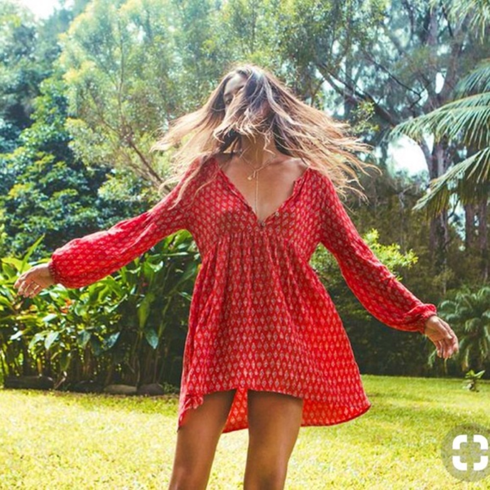 Billabong long sleeve mini dress